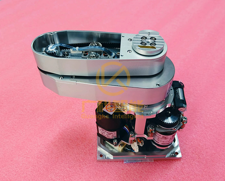 维修安川机械手XU-RCM5020 控制柜XU-CM5510